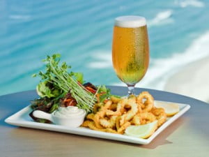 How to Spend a Day in the Gold Coast - Cafe and Bar