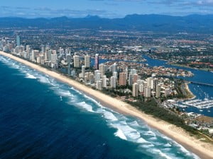 How to Spend a Day in the Gold Coast - To the beach