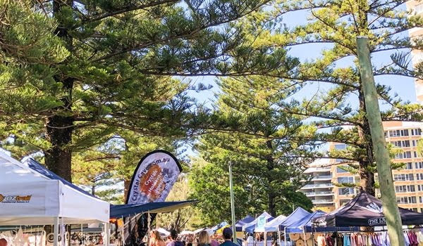 Burleigh Heads Art and Craft Markets