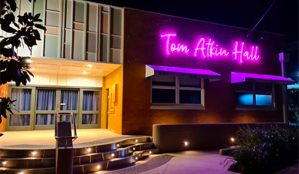 Iconic Showstoppers: From Broadway & Movies