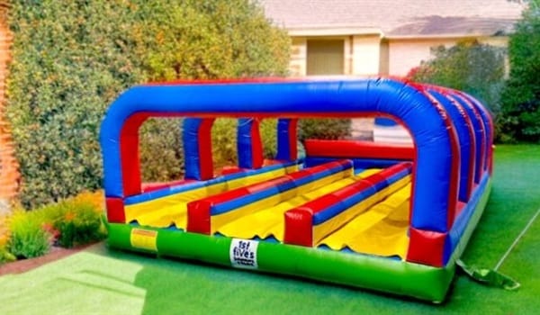 Slip n Slide Giant Inflatable – Triple Lane Racer