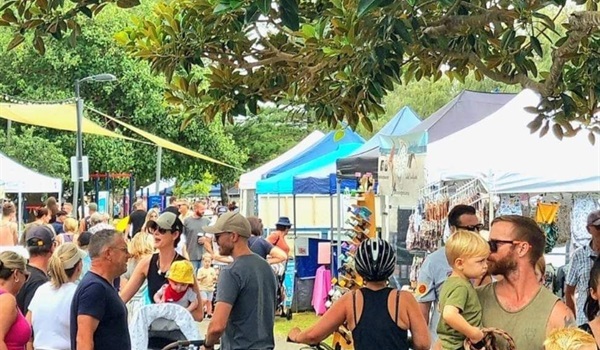 Paradise Point Market