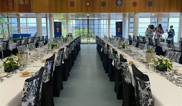 Literary Lunch with Gina Chick