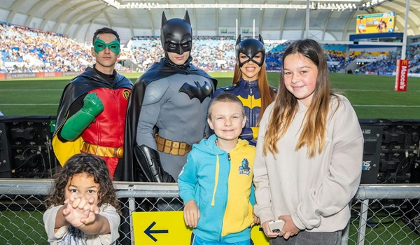 NRL Gold Coast Titans v Dolphins (Round 5)